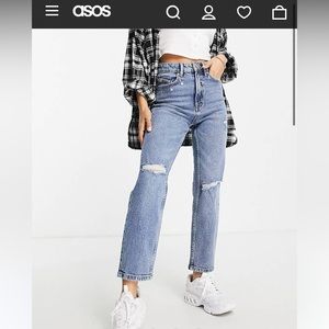 Stradivarius mom jeans with rip